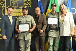 Deputada Dra. Zeli Fritsche presta homenagem aos heróis da Polícia Militar de Goiás