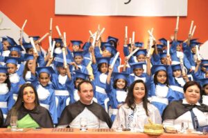 Prefeito Pábio Mossoró celebra conquistas na educação: Formatura na Escola Mundo Mágico e Colação de Grau no CEPI