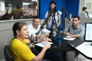 Marcos Cabral recebe forte apoio político do Presidente da Alego, Bruno Peixoto, durante giro por Santa Terezinha de Goiás