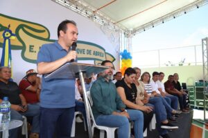 Prefeito Pábio Mossoró celebra conquista de 180 unidades habitacionais entregues com apoio estadual