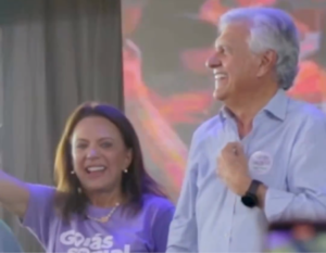 Governador Ronaldo Caiado celebra sucesso do Goiás Social Mulher na Praça Cívica