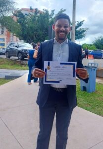 Jovem Médico com passagem por Valparaíso de Goiás é homenageado no aniversário do HRG