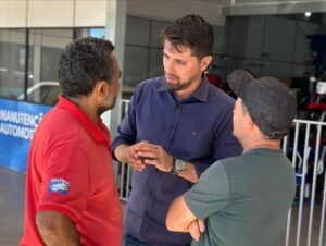 Pré-candidato Dr. Marcus Vinicius fortalece laços com a comunidade, dialogando no bairro Céu Azul