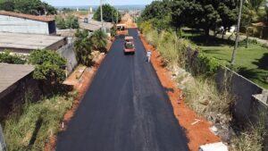 Prefeito Pábio Mossoró anuncia: Mais um trecho da Rua Guajajaras recebe pavimentação asfáltica