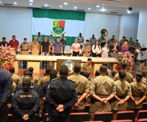 Deputada Dra. Zeli participa de formatura do Curso Operacional da Maria da Penha em Luziânia