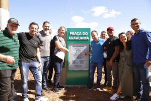 Prefeito Pábio Mossoró inaugura Quadra Poliesportiva e área de lazer no Parque Araruama