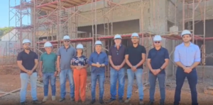 Prefeito Pábio Mossoró visita obras da sede própria do IPASVAL ao lado de autoridades municipais