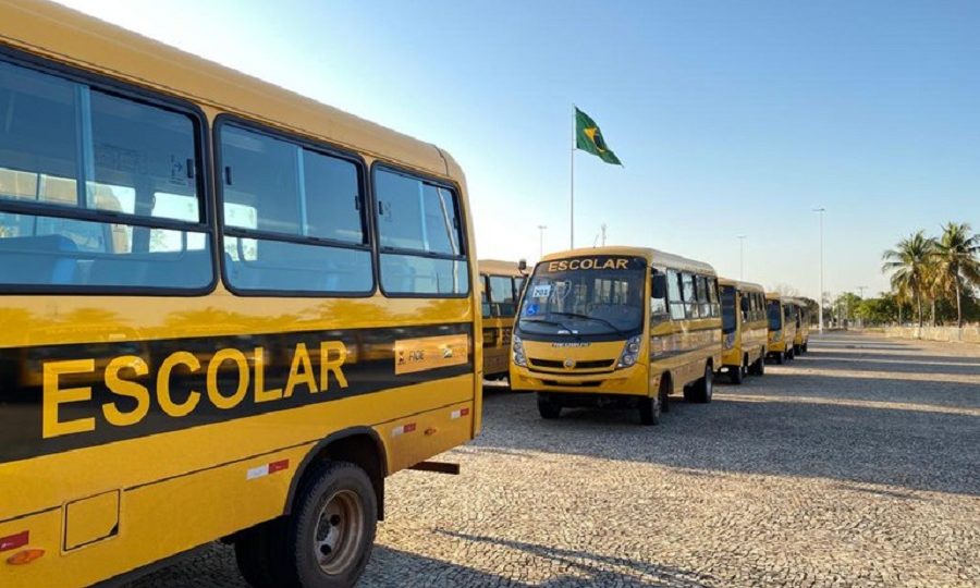 Comissão do Senado vai analisar projeto que prevê transporte escolar para universitários