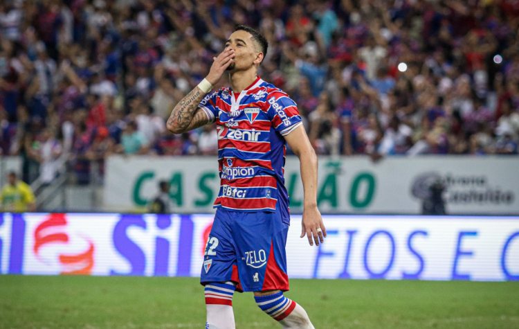 Copa do Brasil: Athletico-PR e Fortaleza saem na frente nas oitavas; clássico goiano fica empatado