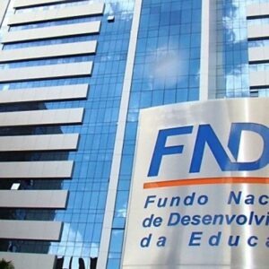 MEC: servidor teria sido exonerado do FNDE após ganhar moto de pastor investigado
