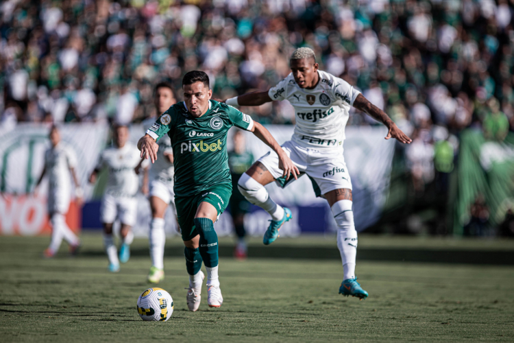 Rony marca nos acréscimos, Palmeiras empata com o Goiás e evita segunda derrota no Brasileiro