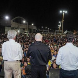 Voto evangélico: Igreja Universal deixa base de João Campos e anuncia apoio a Alexandre Baldy
