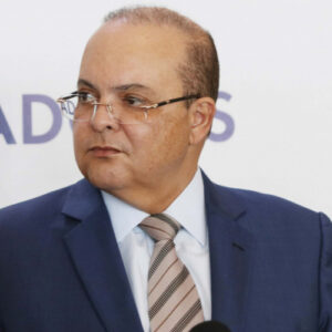 Deputados do DF pedem impeachment de Ibaneis por crime de responsabilidade