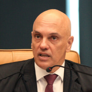 Moraes mantém prisão de 354 envolvidos nos atos de vandalismo de 8 de janeiro
