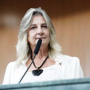 Deputada Dra. Zeli comemora instalação da Procuradoria da Mulher na Alego