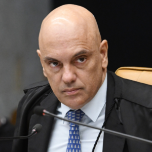 Moraes manda defesa de Torres se manifestar sobre laudo médico da PM do DF