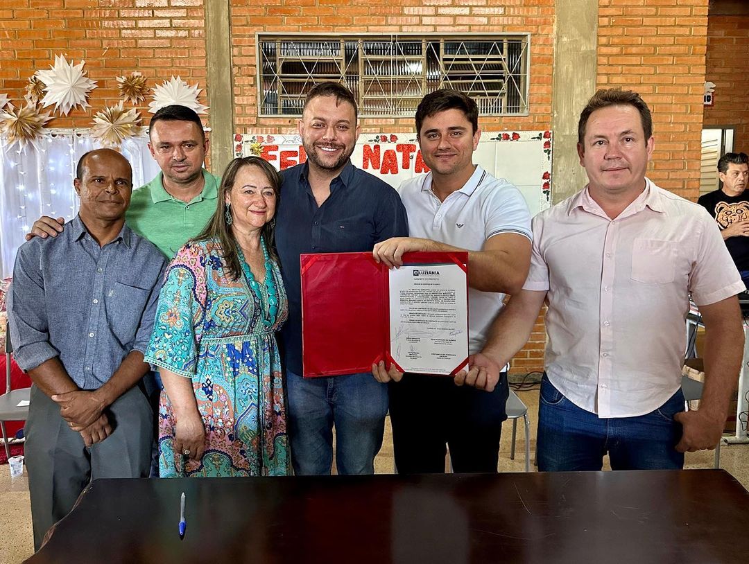 Prefeito Diego Sorgatto e Prefeitura de Luziânia firmam compromissos com a reforma de escolas