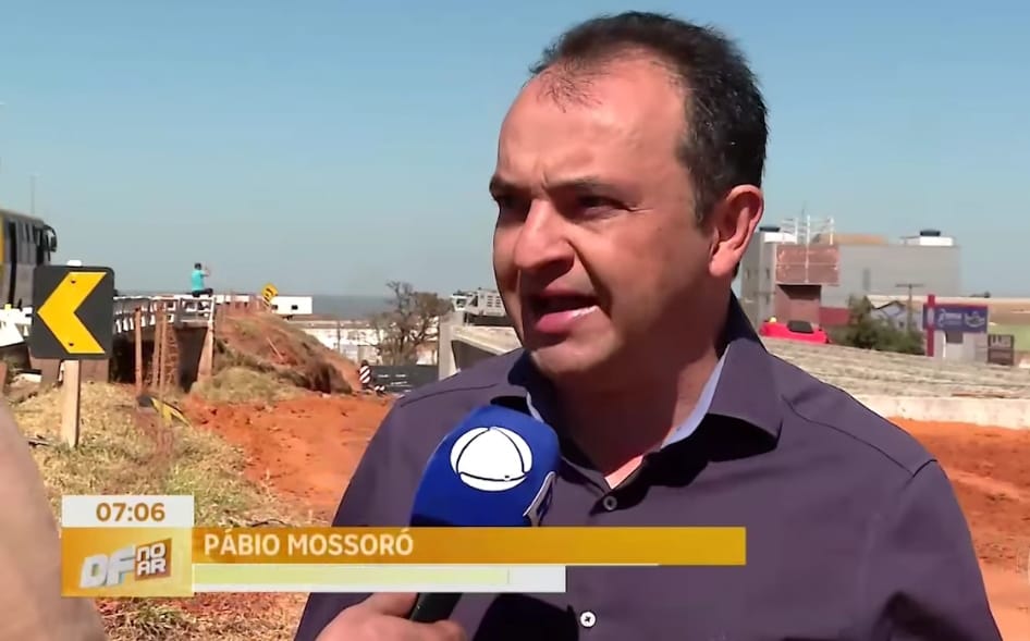 Em entrevista para TV Record Brasília, Prefeito Pábio Mossoró destaca avanços nas obras das pontes e viaduto em Valparaíso de Goiás