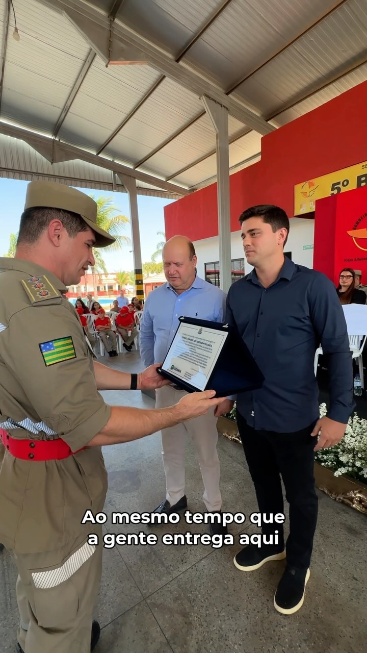 Prefeito Diego Sorgatto prestigia troca de comando do Corpo de Bombeiros e enaltece trabalho realizado pelo Tenente-Coronel Eberson